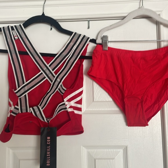 Dolls kill Devil cheerleader costume - Picture 7 of 10